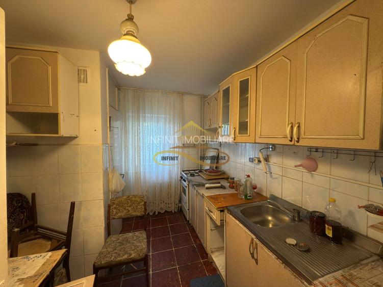 Apartament 2 camere de vanzare in Bacau strada Prieteniei - 4