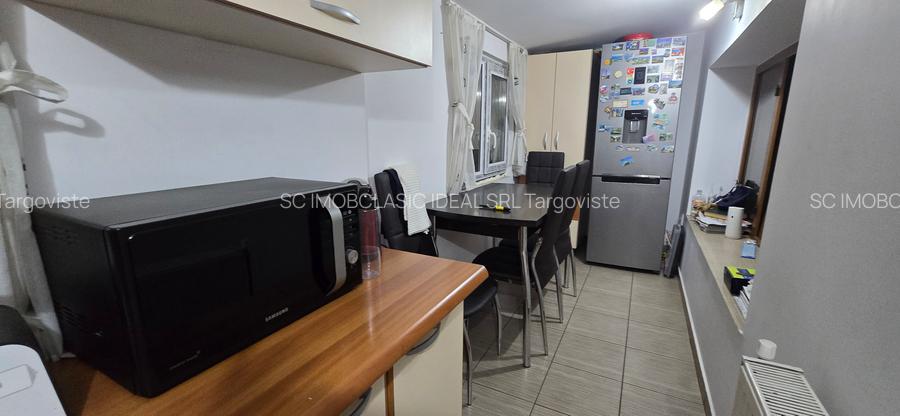 Etaj1, ULTRACENTRAL Târgoviște,  vanzare apartament 2camere - 12