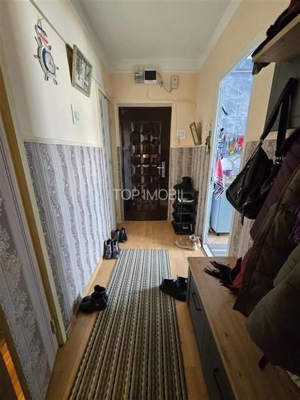 Alexandru cel Bun, 3 camere decomandat, geam la baie, liber - 5