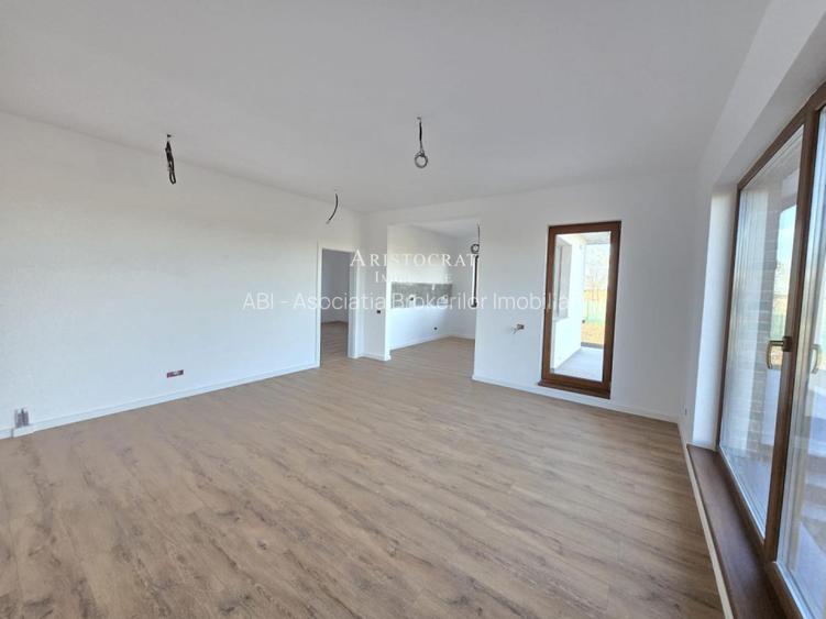 Vanzari Case / Vile Corbeanca - zona linistita - 4