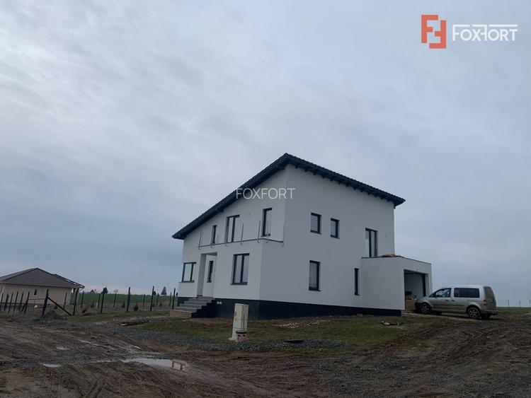 Casa individuala cu 5 camere si teren de 840 mp, Pischia - 14