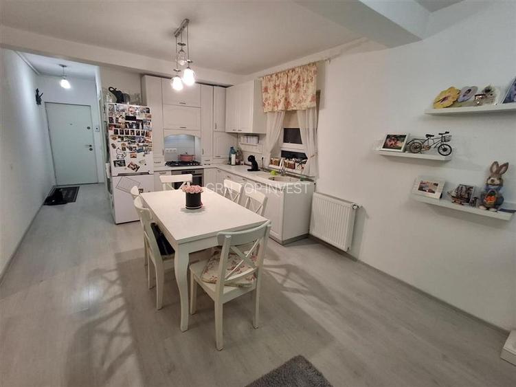 Apartament 3 camere 2 bai 75mp gradina zona Selimbar - 4