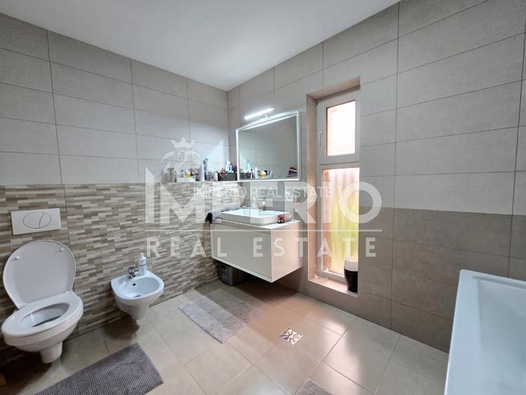 Casa individuala la cheie + garaj, curte spectaculoasa! - 8