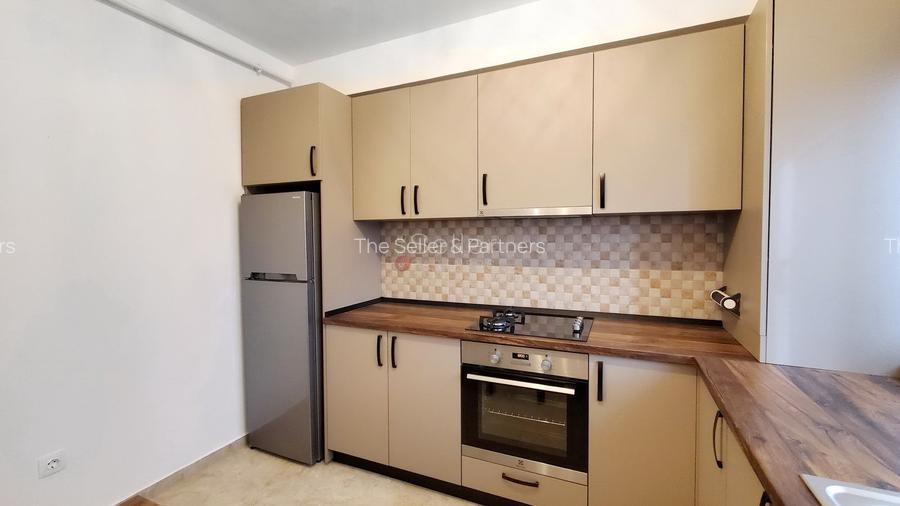 Loc Parcare Inclus - 10