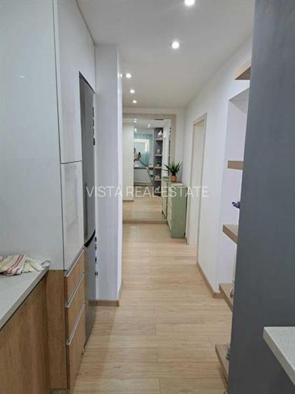Apartament renovat cu 3 camere, Calea Bucuresti, Brasov - 4