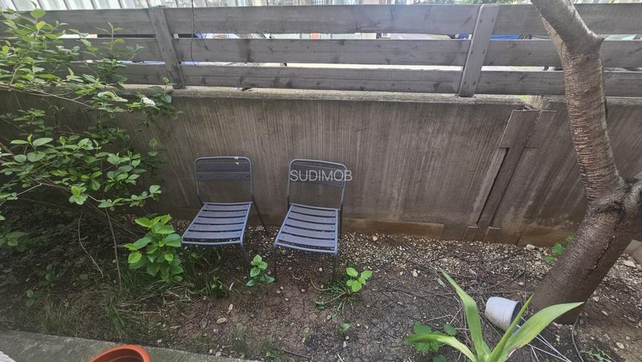 Amurgului La Strada apartament 2 camere tip studio cu gradina. - 9