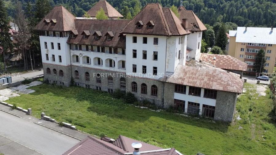 Ex-Hotel Palace Busteni Property - 2