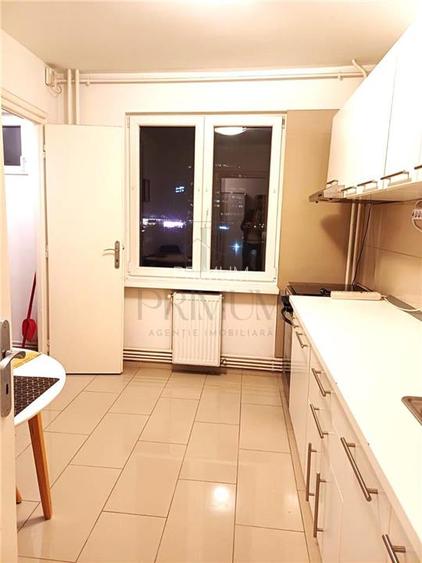 PIATA MARASTI - BLOC IZOLAT - LIFT - 3 cam - debara - centrala proprie - clima - - 3