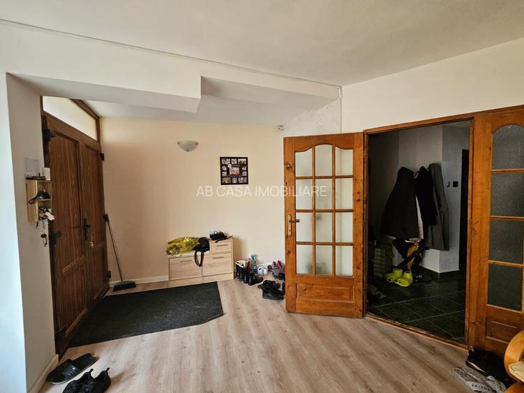 Casă individuală 7 camere, P+E+M, 2000, Timișoara, zona Dâmbovița, comision 0% - 7