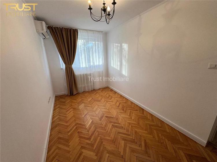 3 Camere I Parcare I Detunata - 10