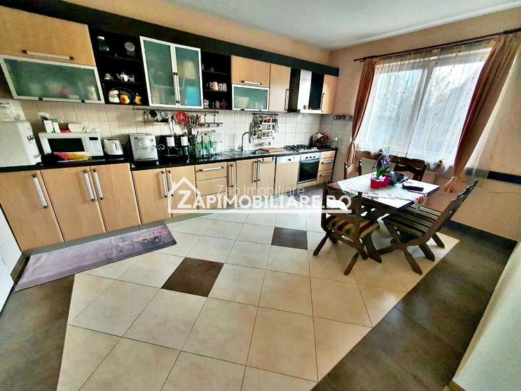 Casa 6 camere, 295 mp.utili, 1.000 mp teren, cartier Unirii - 4