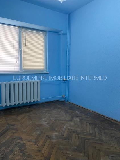 Apartament 2 camere decomandate zona Cet - 8