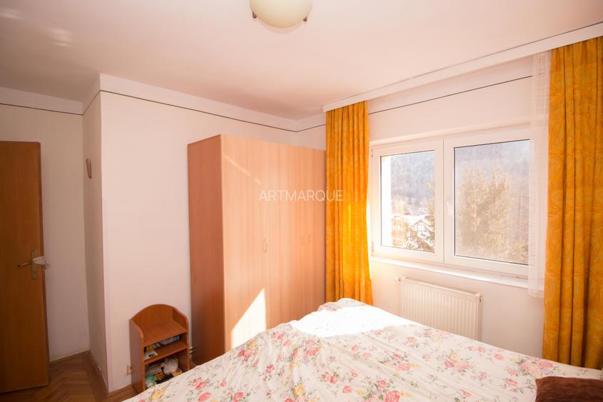 Apartament 4 camere cu scara interioara si garaj zona centrala - 4