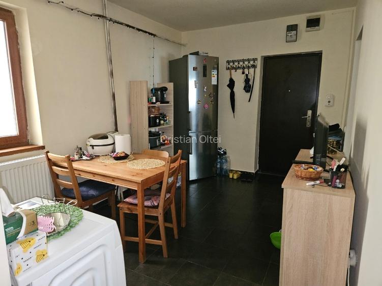 spatiu comercial - apartament la parter de bloc - 4