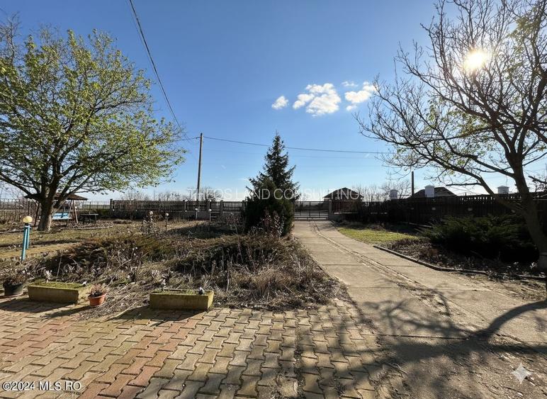 Casa P+1 TEREN 2029 MP Calugareni DN5 - 6