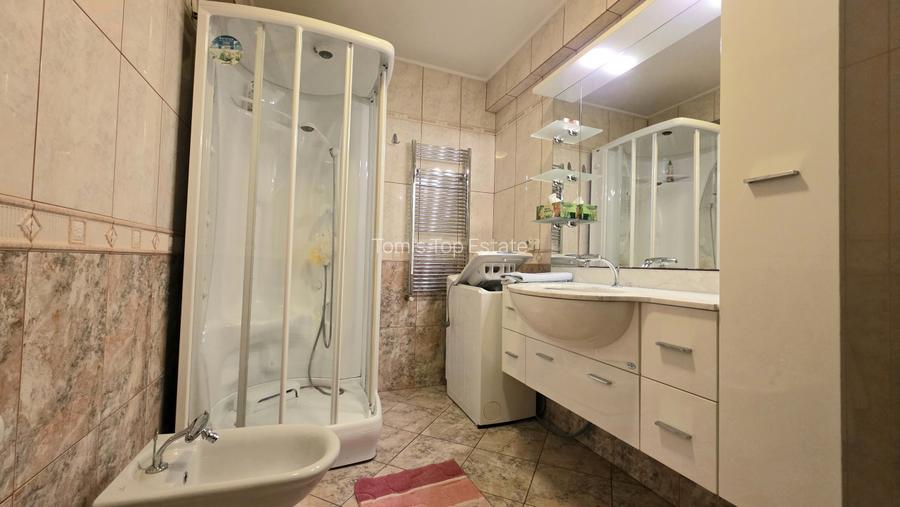 Apartament 3 camere in Statiunea Mamaia, vedere frontala la lac - 11