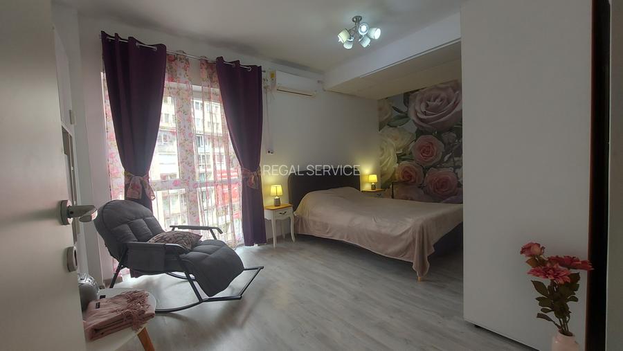 PIATA ROMANA -BLOCUL EVA 2cam LUX - 21