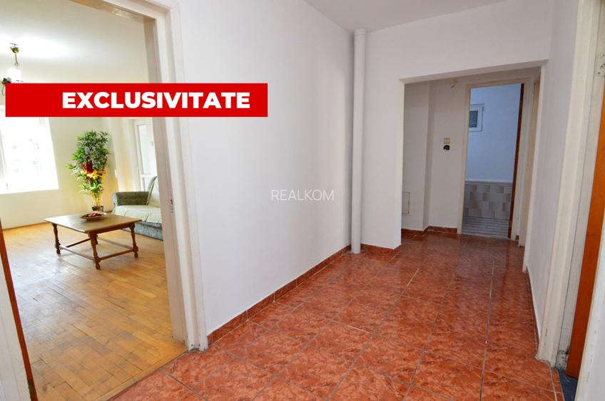 VANZARE APARTAMENT 3 CAMERE BULEVARDUL UNIRII- ZEPTER-STR. LUCIAN BLAGA NR. 3 - 10