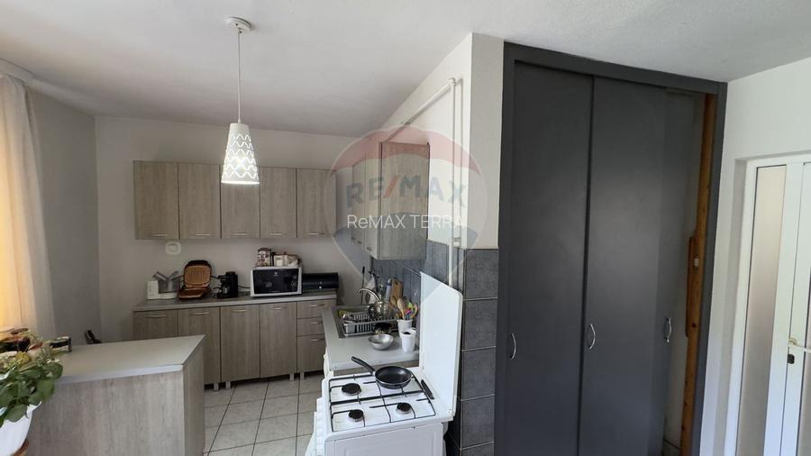 DE VANZARE CASA CU TEREN IN ZONA PREMIUM - 11