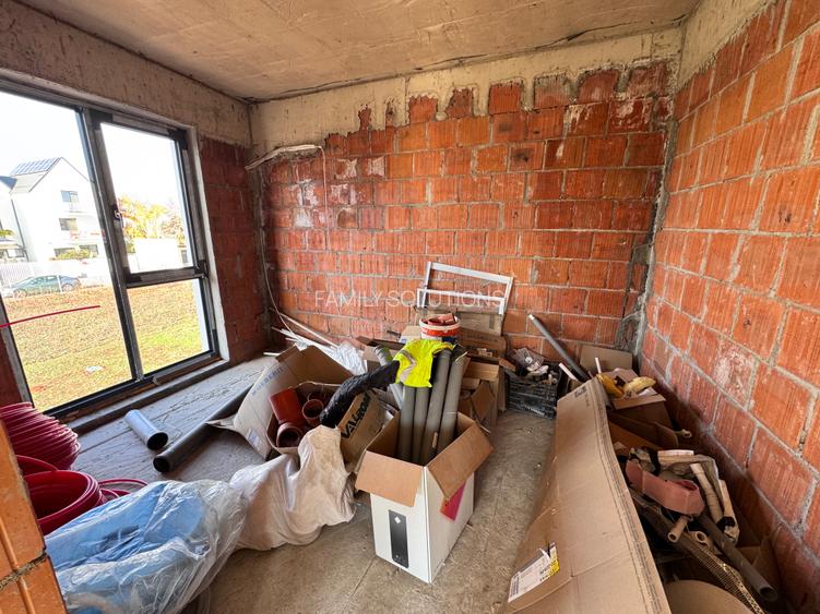 Casa P+2Et. 8 cam. Util 180mp. Teren 250mp. Pozitie stradala - 11