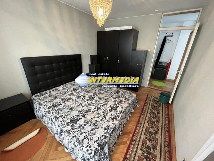 Apartament cu 4 camere 90 mp de inchiriat  etaj 1 in Alba Iulia Cetate Bulevard - 4