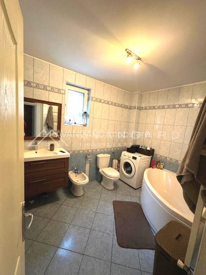 | Apartament 3 camere | 102 mp | Parcare | Andrei Muresanu | - 8