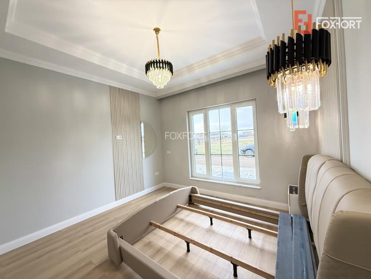 Duplex cu 4 camere si teren de 402 mp de vanzare in Dumbravita - 46