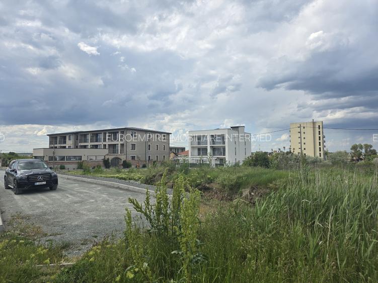 Teren de vanzare Costinesti zona Forum - 9