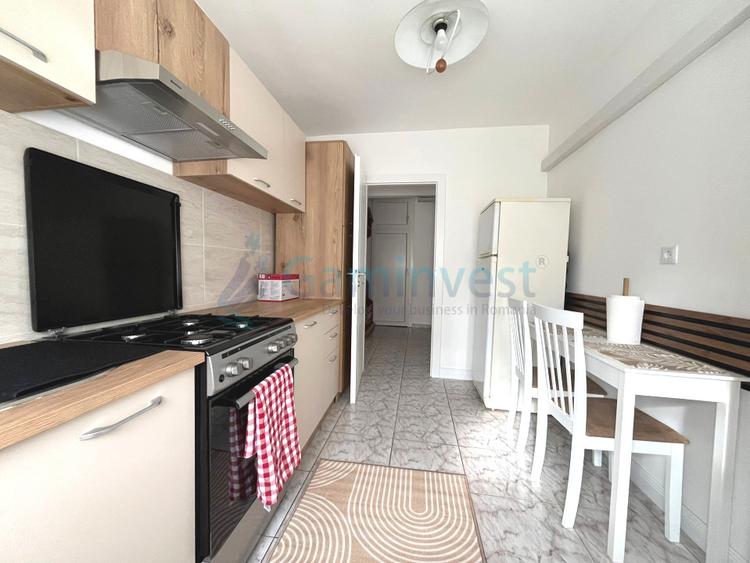 Apartament de inchiriat cu 3 camere si loc de parcare, zona Iosia, Oradea