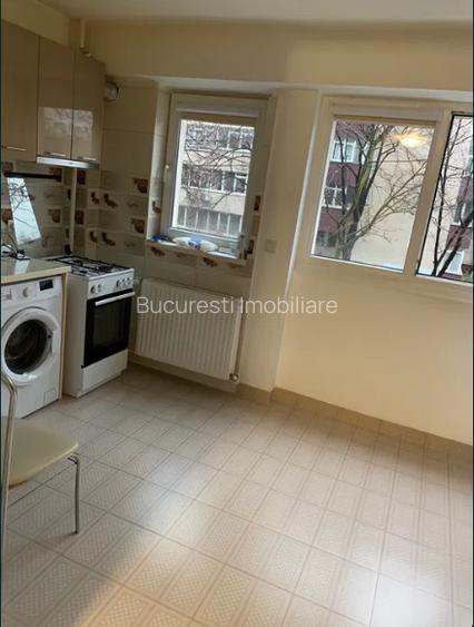 Garsoniera,metrou Dristor,Blc 1982,eatj 1/10,Decomandat,Balcon,Luminos,Spatios - 4