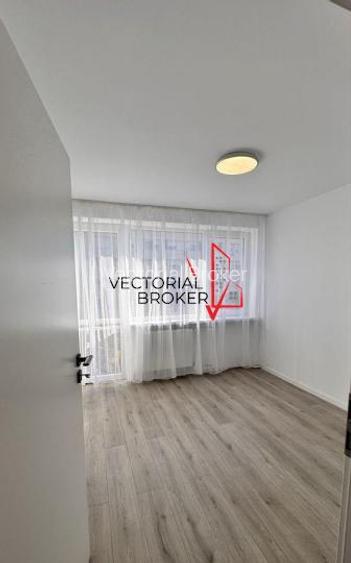 3 camere decomandat, revovat integral  Bld.Ferdinand - 6