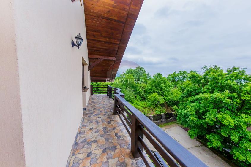Casa De Vanzare-CEA MAI FRUMOASA PRIVELISTE SPRE BAIA MARE - 20