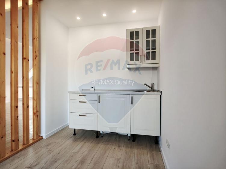 Apartament în vilă din perioada interbelică proaspăt renovat - 14