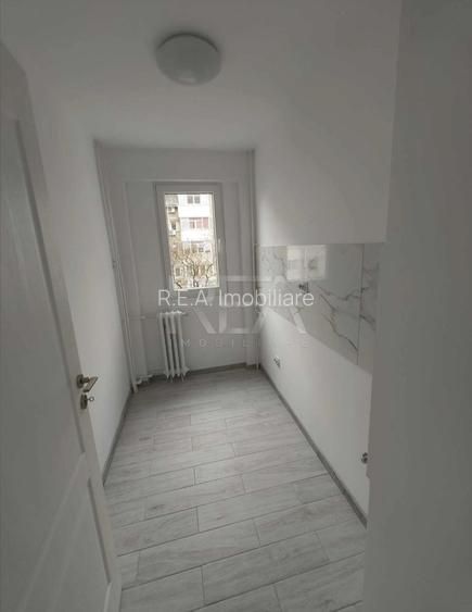 2 camere decomandat, 6/10, renovat, -Lujerului - 6