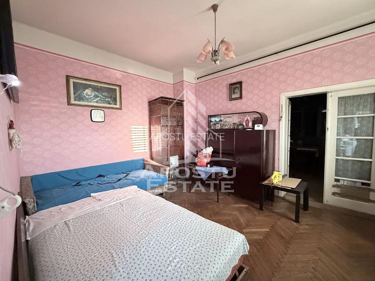 Casa alipita cu teren, necesita renovari, situata in zona Freidorf. - 3