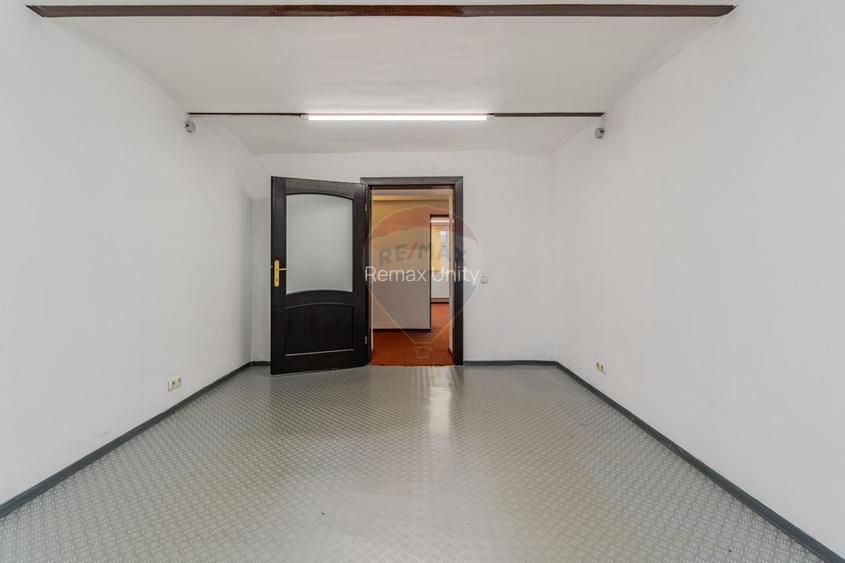 Spațiu de birouri de închiriat – zonă centrală, Str. Castanilor - 4