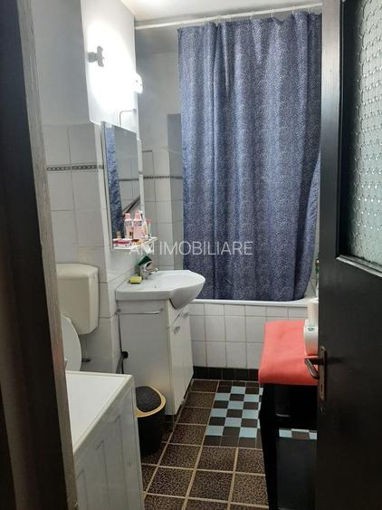GARSONIERA NATIUNILE UNITE - BUCATARIE INCHISA, MOBILAT/ UTILAT MODERN - 4