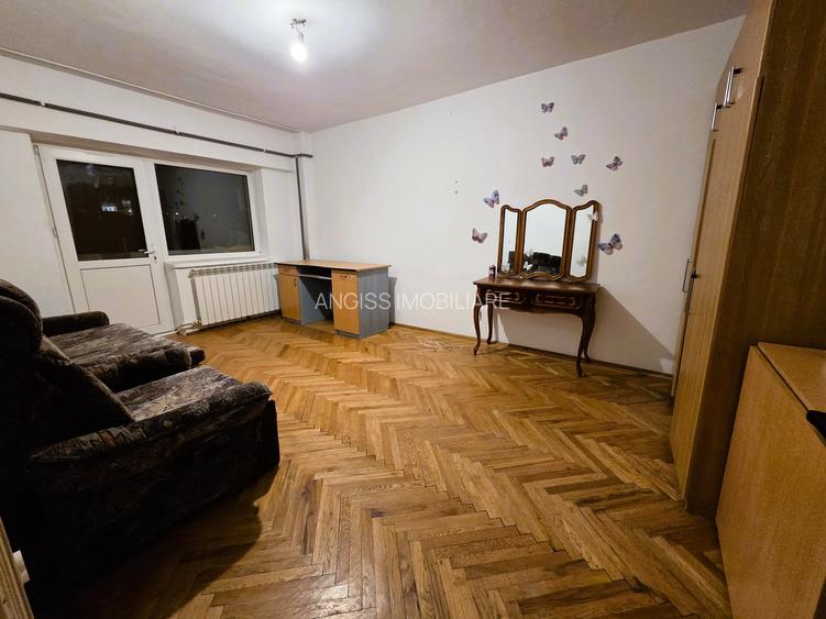 Apartament 3 camere cu Balcon - STR VICTORIEI - 4