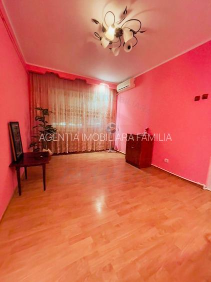 De vânzare apartament 2 camere – Micro 38, Galati - 9
