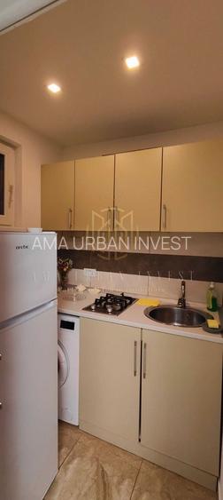 Titan 1 Decembrie 1918 , metrou 1 minut bloc stradal vedere spate - 6