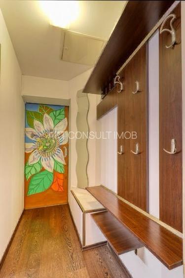 Apartament in vila | 5 Camere | Intrare separata | Pretabil Cabinet Birou |  - 4