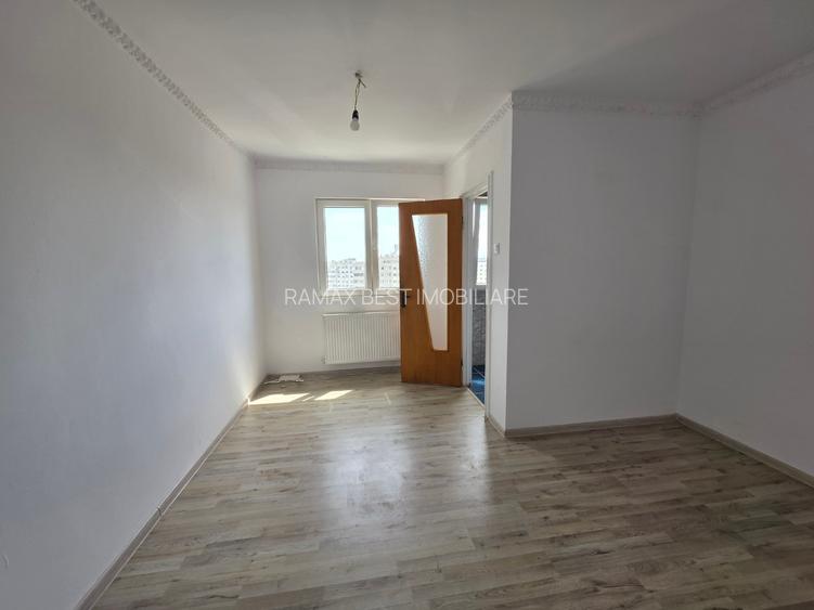 Titan, Postavarul intersectie B-ul 1 Decembrie 1918, stradal, vedere spate - 10