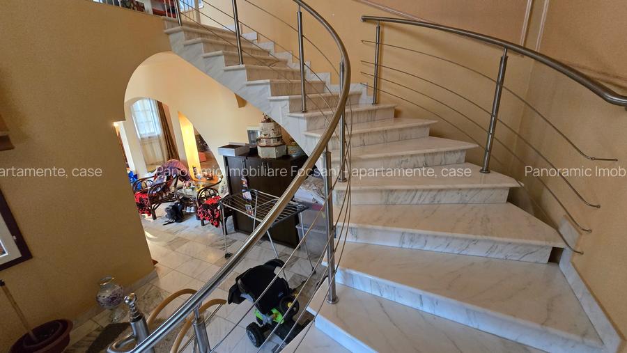 Vila de vanzare Petresti Crang - 36