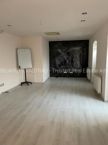 Piata Victoriei | Cladire de Birouri de vanzare - 8