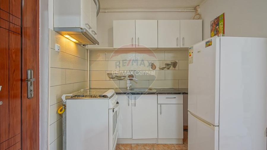 Garsoniera de închiriat în zona Bartolomeu - 5