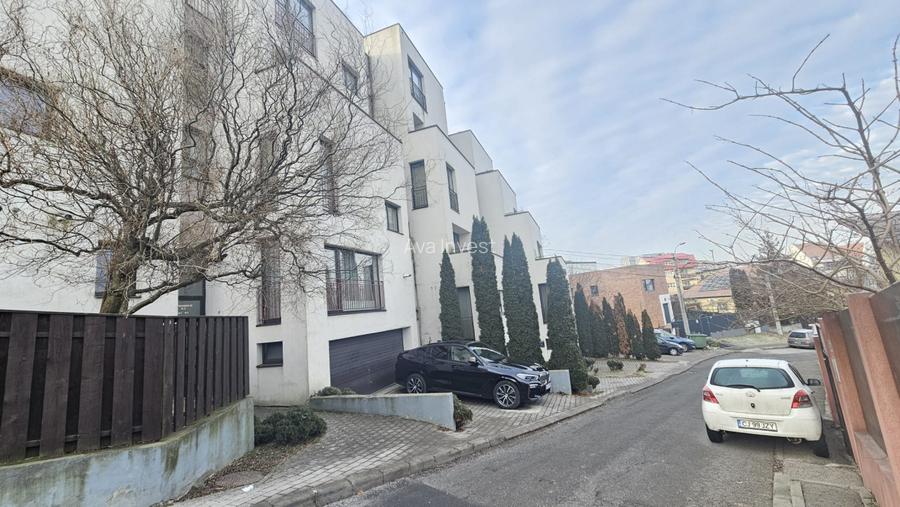 Apartament deosebit in apropiere de UMF si Hasdeu, garaj - 20