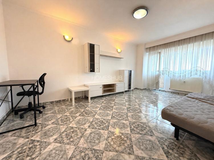Garsoniera decomadata cu balcon, spatioasa, 42 mp | zona Tei - 2