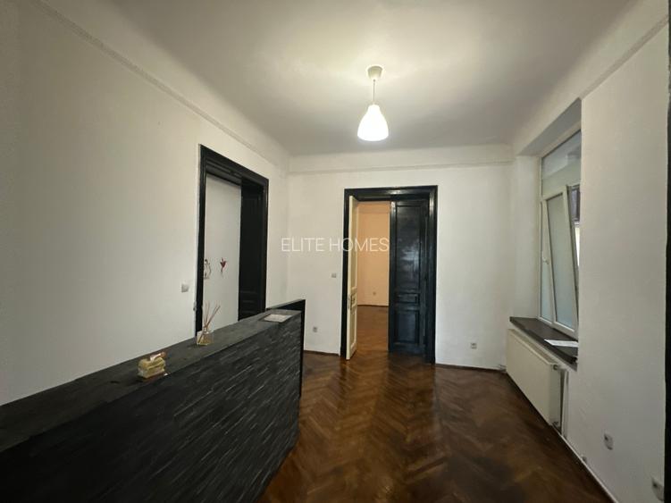 Apartament de 4 camere pe Bd. Regina Elisabeta/4-Rooms on Regina Elisabeta Bvd. - 2