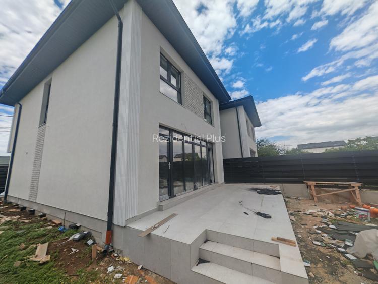 Vila finalizata 2025, 4 camere si 2 locuri de parcare, aproape de Lidl - 17