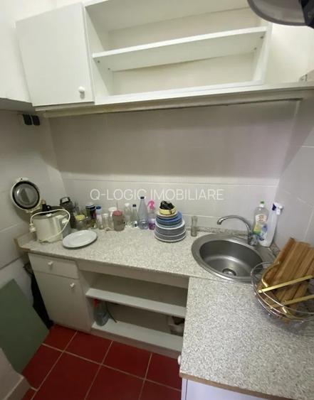 Garsoniera libera la vanzare zona Centrul Istoric - 7